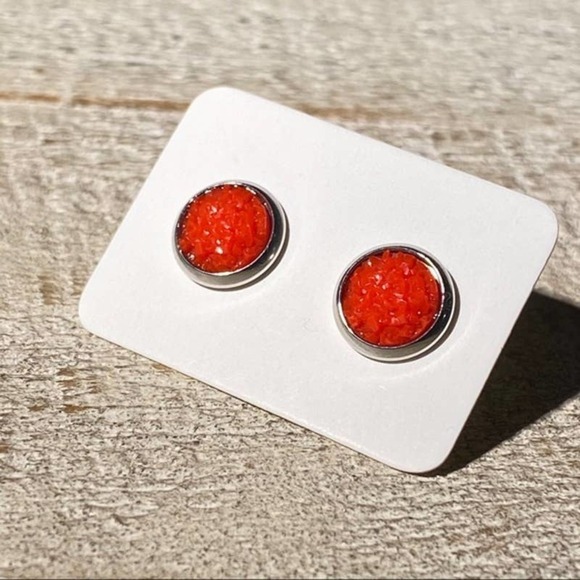 5/$25 NEW Red Solid Druzy Earrings Silver Stud Earrings Crystals Sparkle Earring - Picture 2 of 4